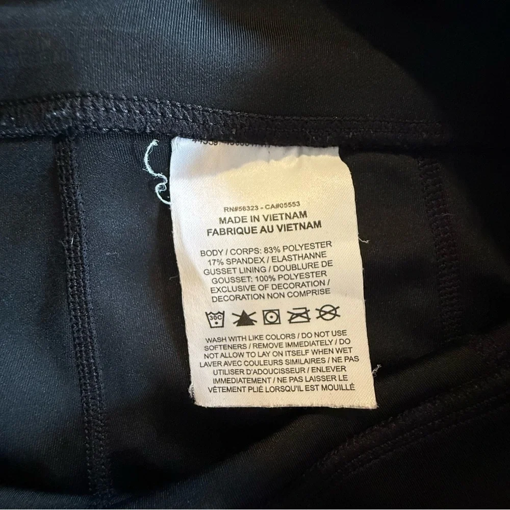 Nike Dri Fit Kids Sz M Dri Fit Crop Sport Legging Pants.